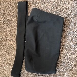 Off the shoulder cropped tube top
